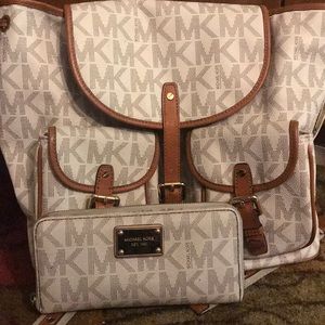 Micheal Kors back Pack with Wallet